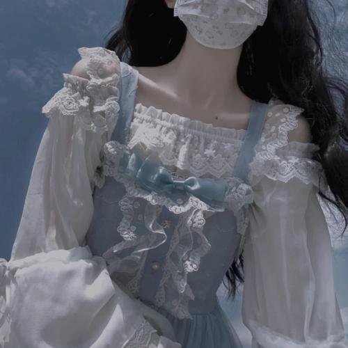 皮裘大衣女人