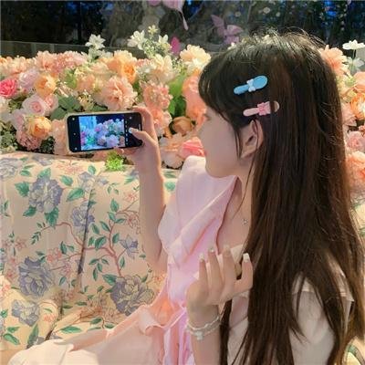 月光洒下离人巷